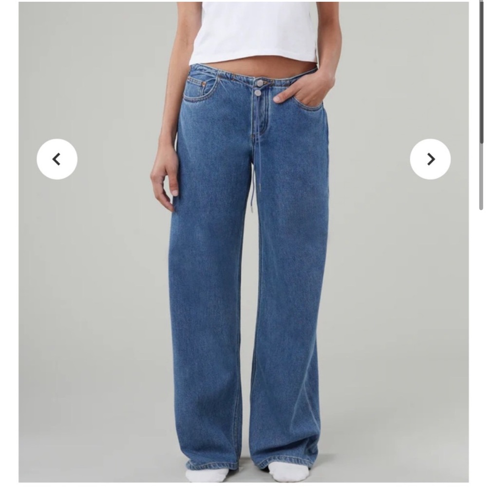 Still here cool jeans